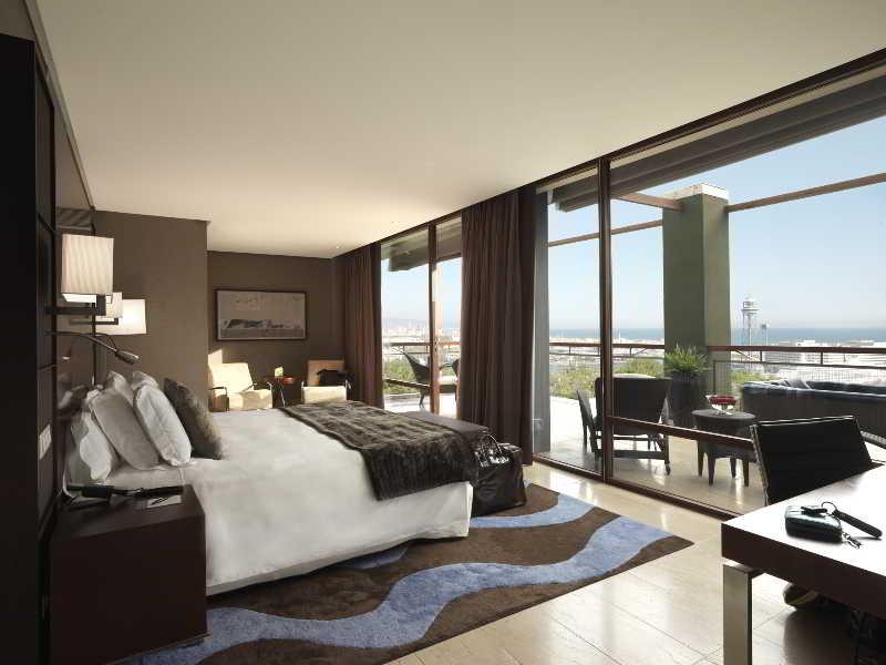 Hotel Miramar Barcelona Gl Bilik gambar A bedroom at the hotel